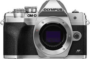 Olympus OM-D E-M10 IV